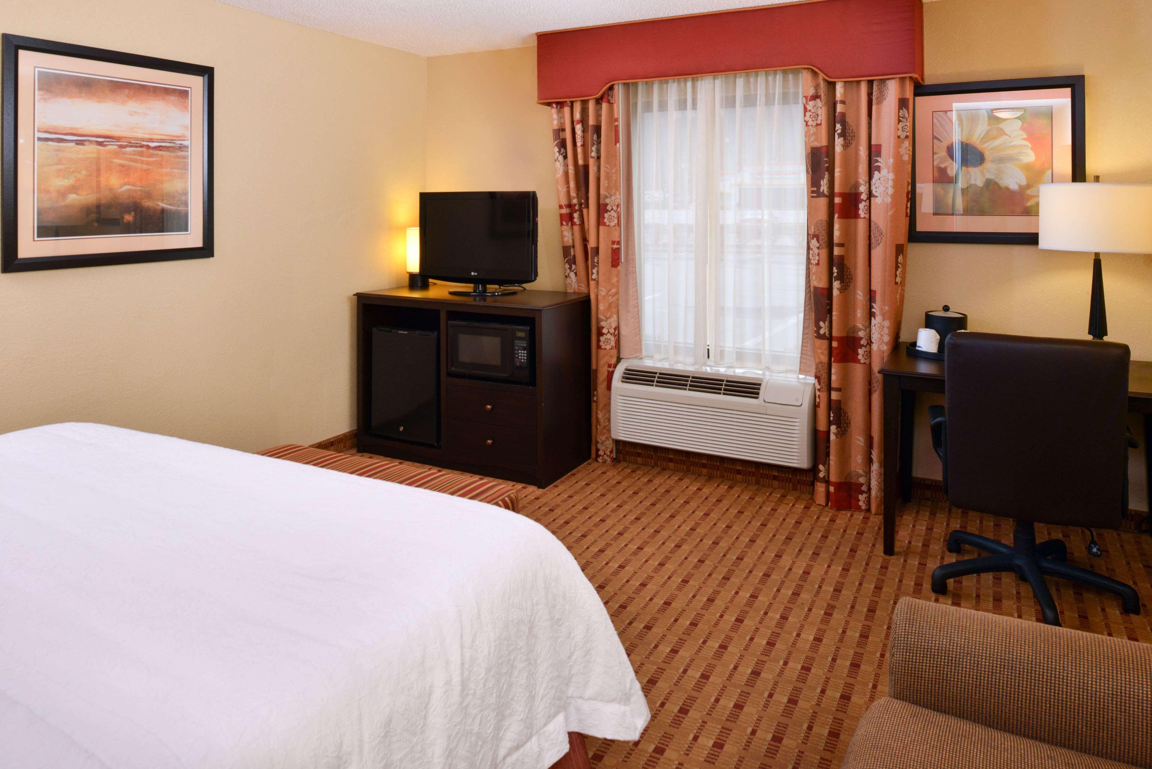 Hampton Inn וויליאמסברג מראה חיצוני תמונה