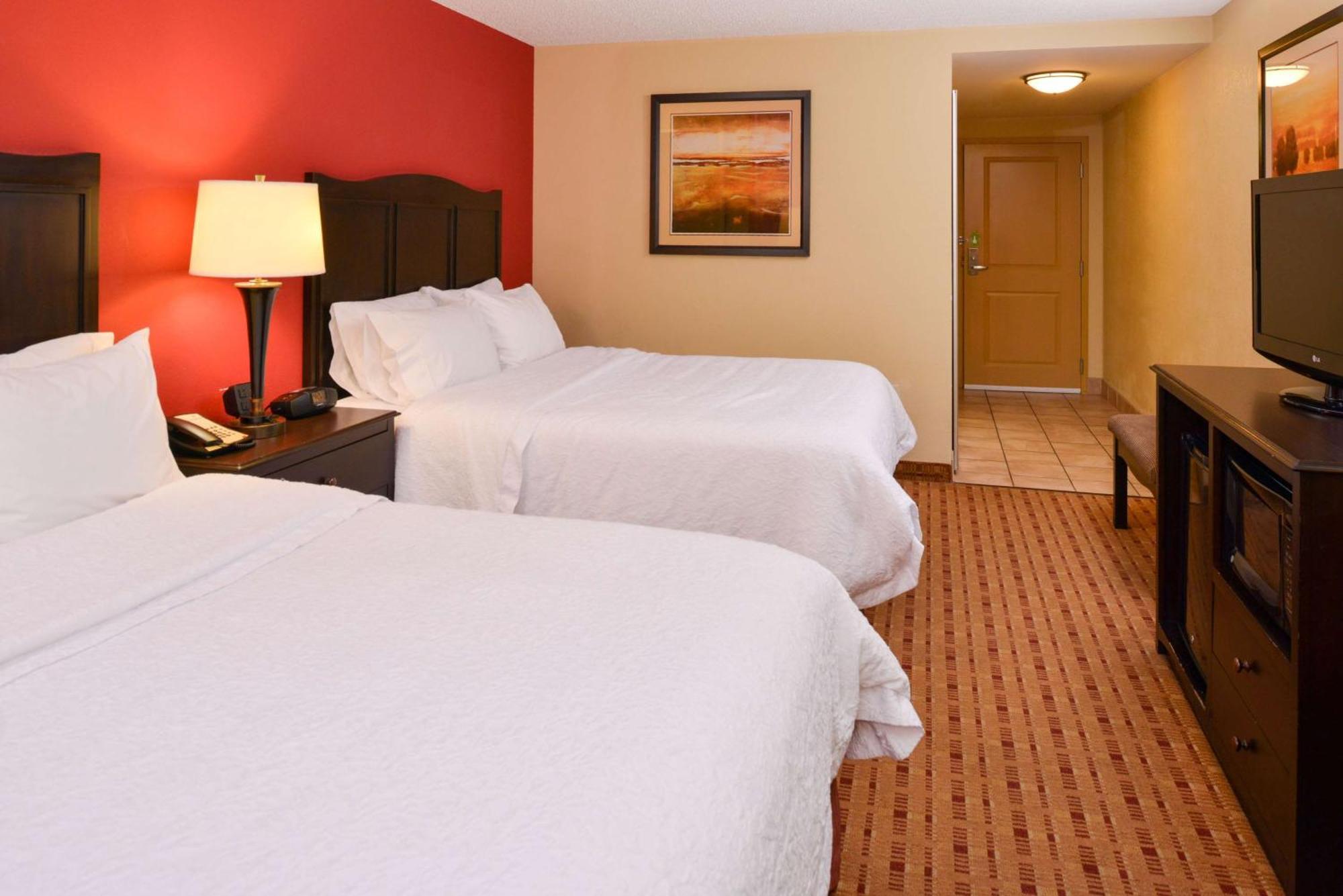 Hampton Inn וויליאמסברג מראה חיצוני תמונה