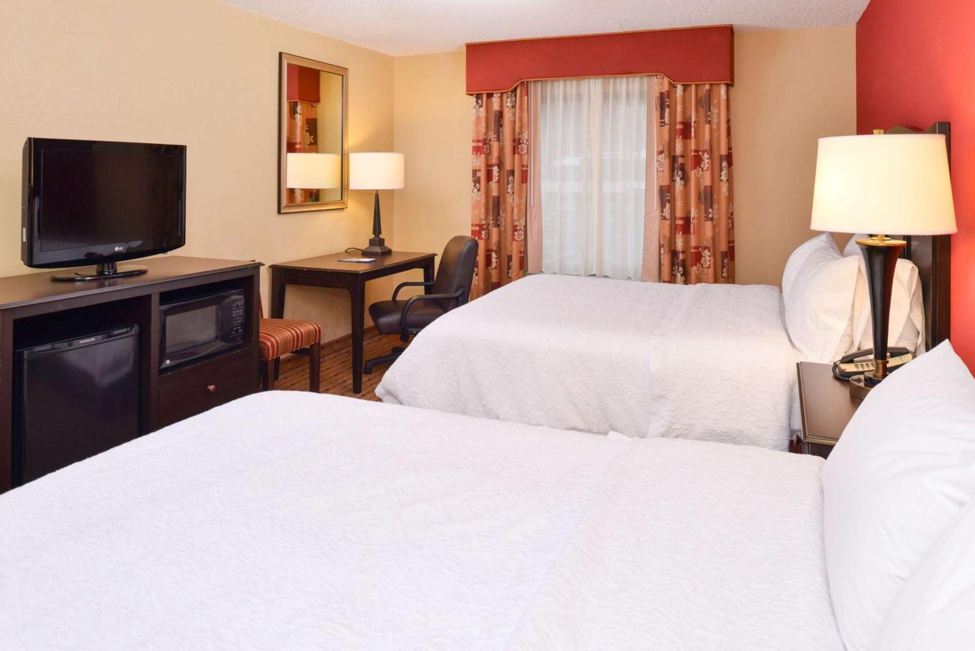 Hampton Inn וויליאמסברג מראה חיצוני תמונה