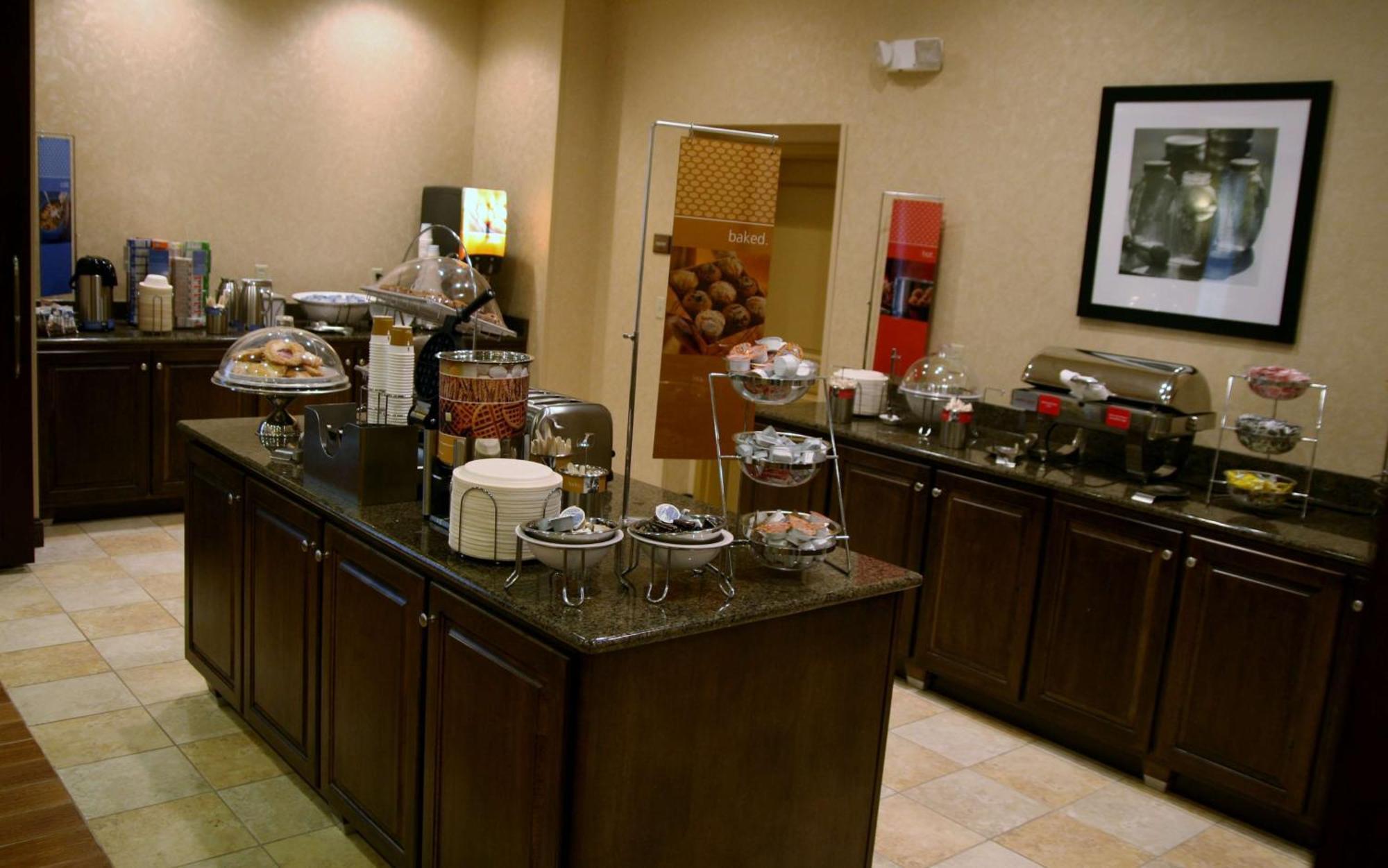 Hampton Inn וויליאמסברג מראה חיצוני תמונה